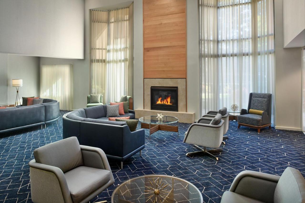 מלון Courtyard By Marriott Atlanta אלפרטה מראה חיצוני תמונה