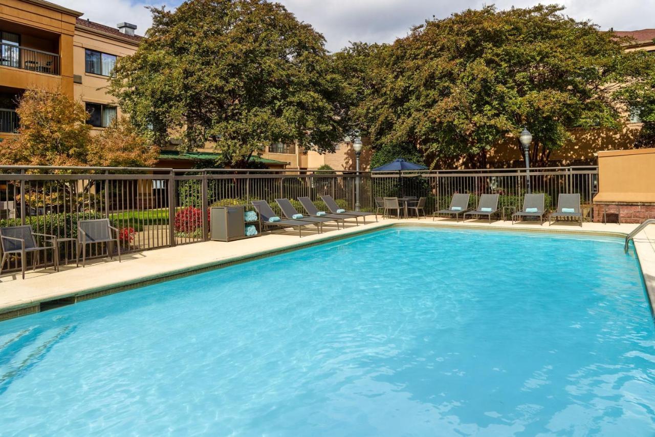 מלון Courtyard By Marriott Atlanta אלפרטה מראה חיצוני תמונה