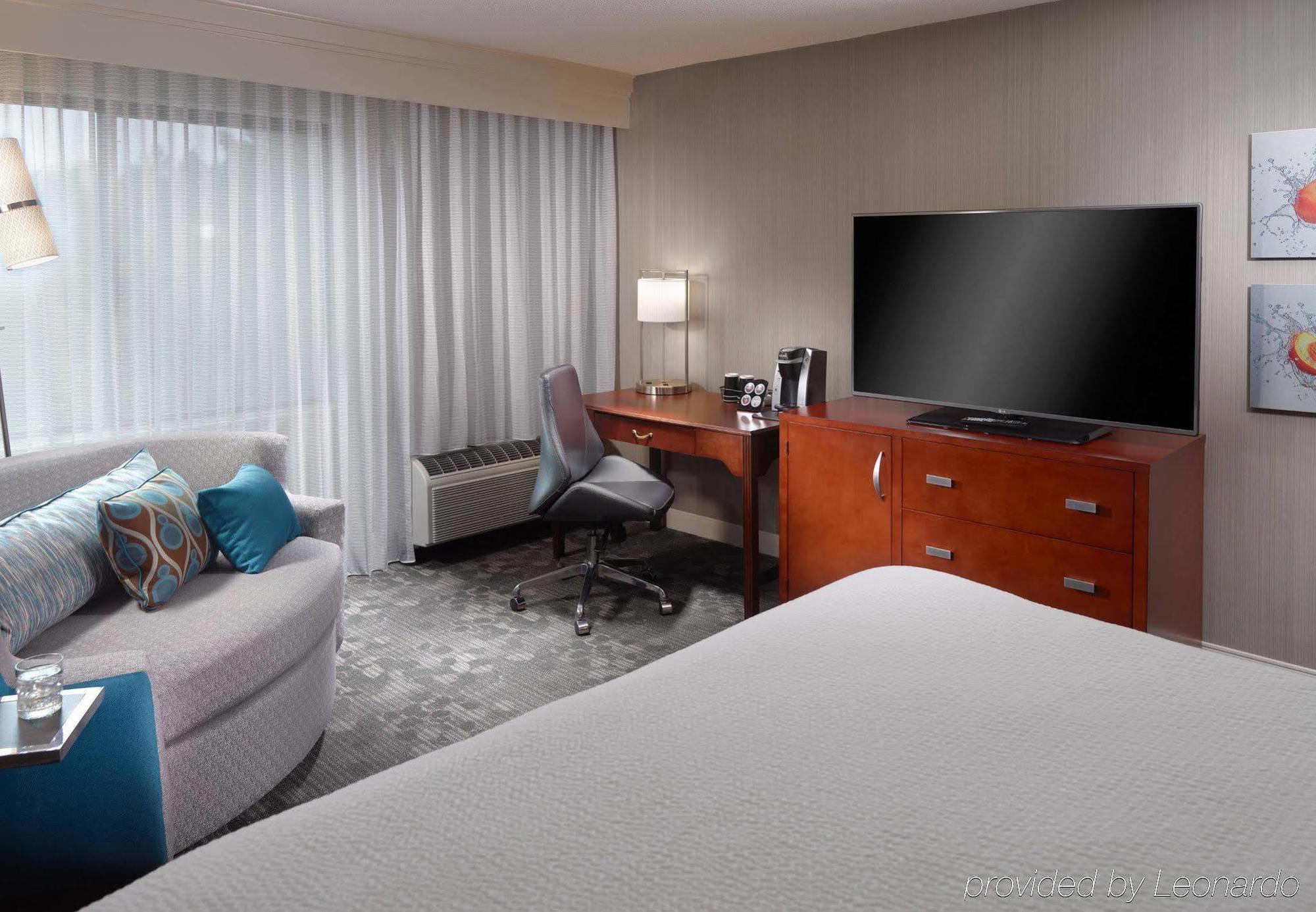 מלון Courtyard By Marriott Atlanta אלפרטה מראה חיצוני תמונה