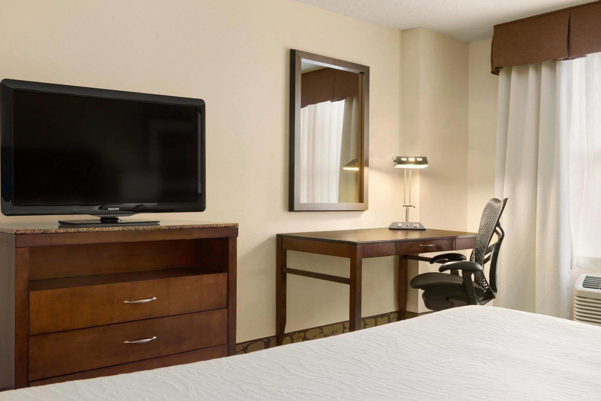 מלון Courtyard By Marriott Atlanta אלפרטה מראה חיצוני תמונה